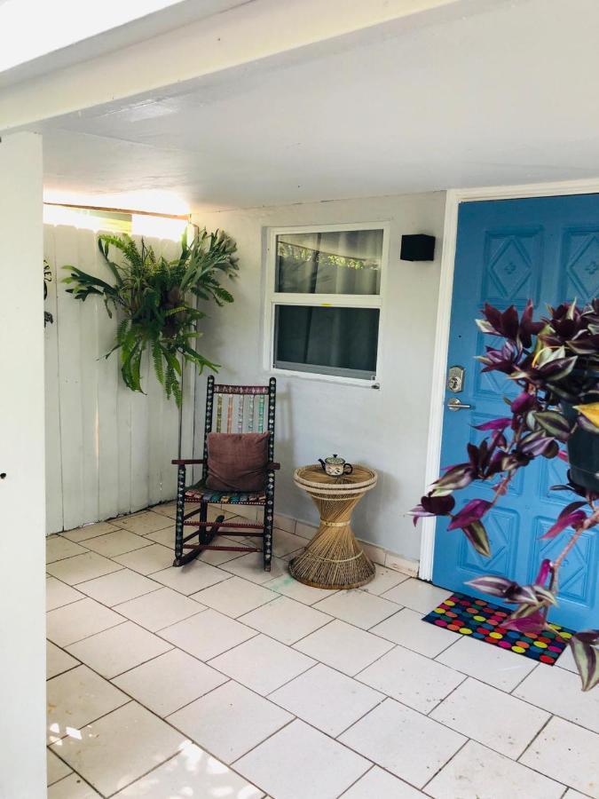 Independent Studio In Little Havana ไมอามี ภายนอก รูปภาพ
